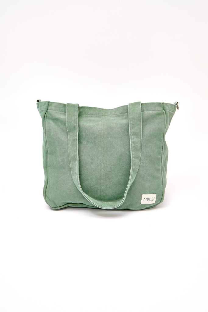 Everyday Pocket tote bag with six internal pockets, in a versatile and casual style. Organise the chaos of everyday life. From baby bag, to work bag it is an everyday essential.