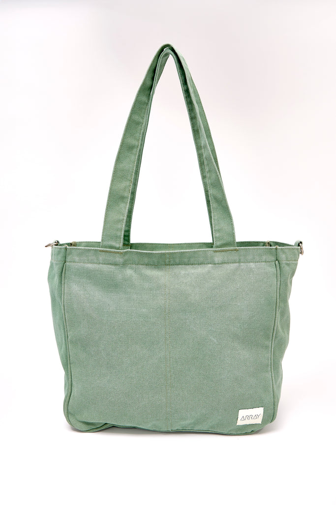 Everyday Pocket tote bag with six internal pockets, in a versatile and casual style. Organise the chaos of everyday life. From baby bag, to work bag it is an everyday essential.