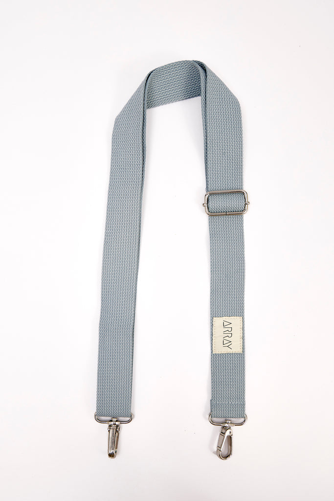 Paired with the pocket tote, the adjustable and detachable strap converts your bag to a crossbody style.