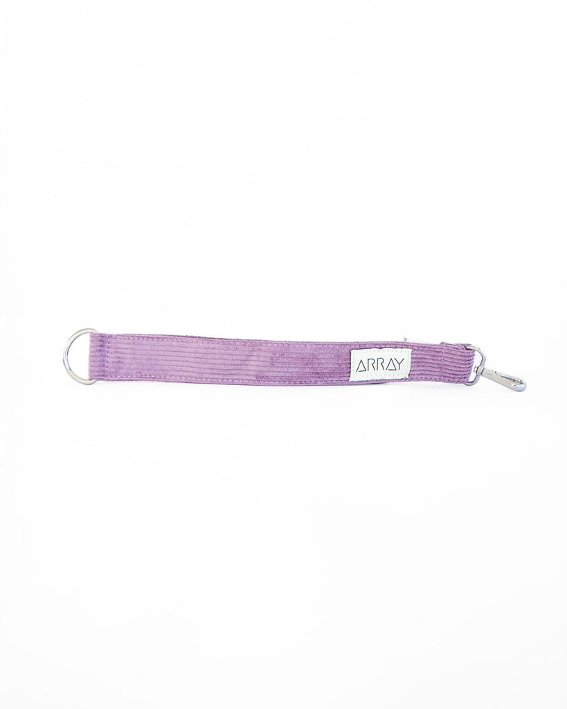 Simple, yet extremely handy keyring you didn’t know you needed. Make finding and carrying your keys easy with the ARRAY keyring.