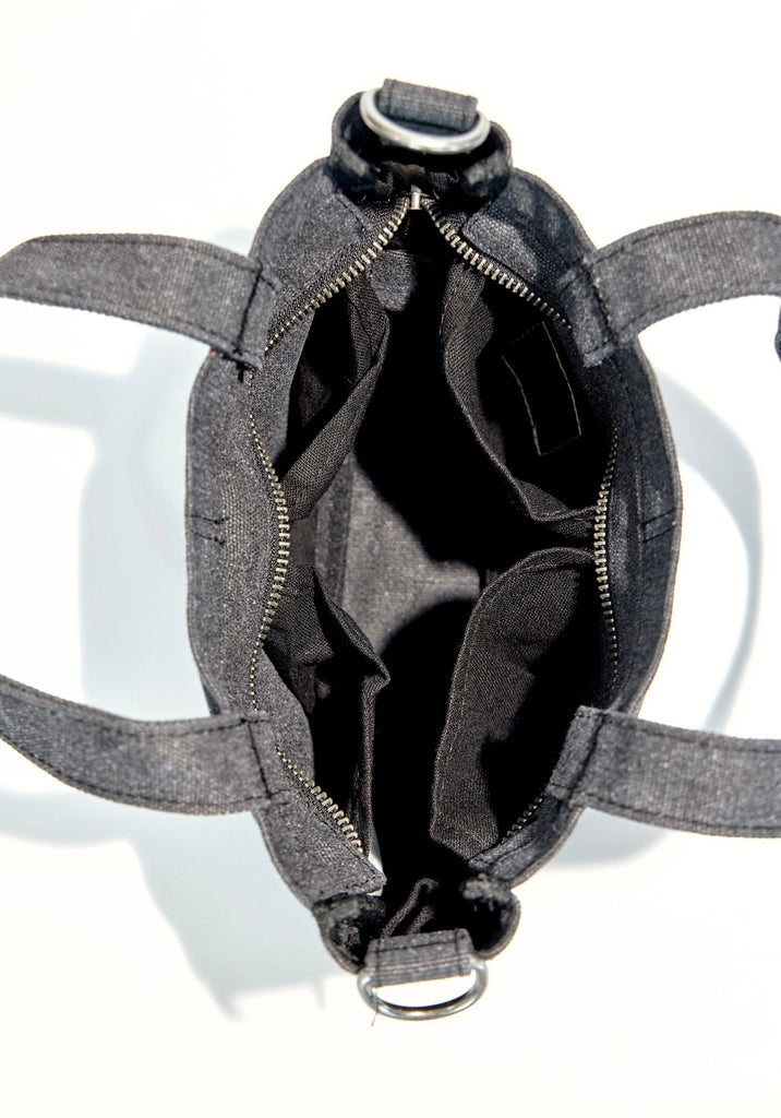 Small version of the bestselling totes, with six pockets.