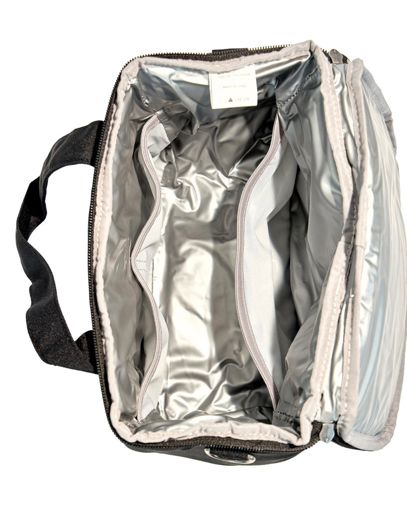 Cooler bag in stylish tote design, with pockets.