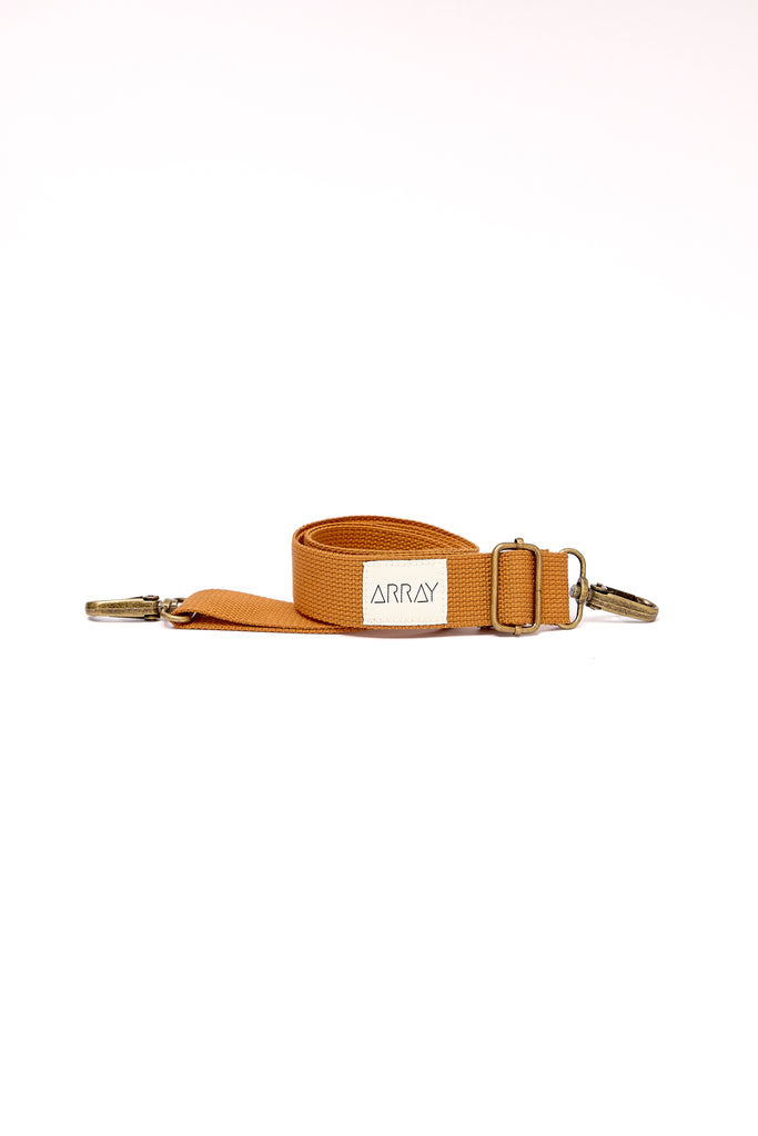 Paired with the pocket tote, the adjustable and detachable strap converts your bag to a crossbody style.