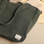 Everyday Zip Top tote bag with six internal pockets, in a versatile and casual style. Organise the chaos of everyday life. From baby bag, to work bag it is an everyday essential.