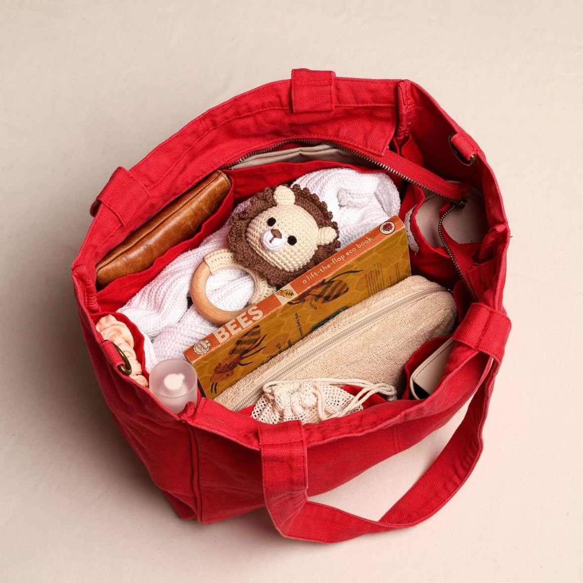 Ataggered Array Bags Everyday Pocket Tote - RUBY RED – Array