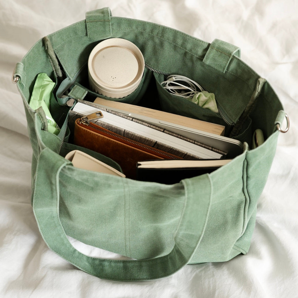 Array Bags Array - Tote bags with pockets to get you organised, simply!