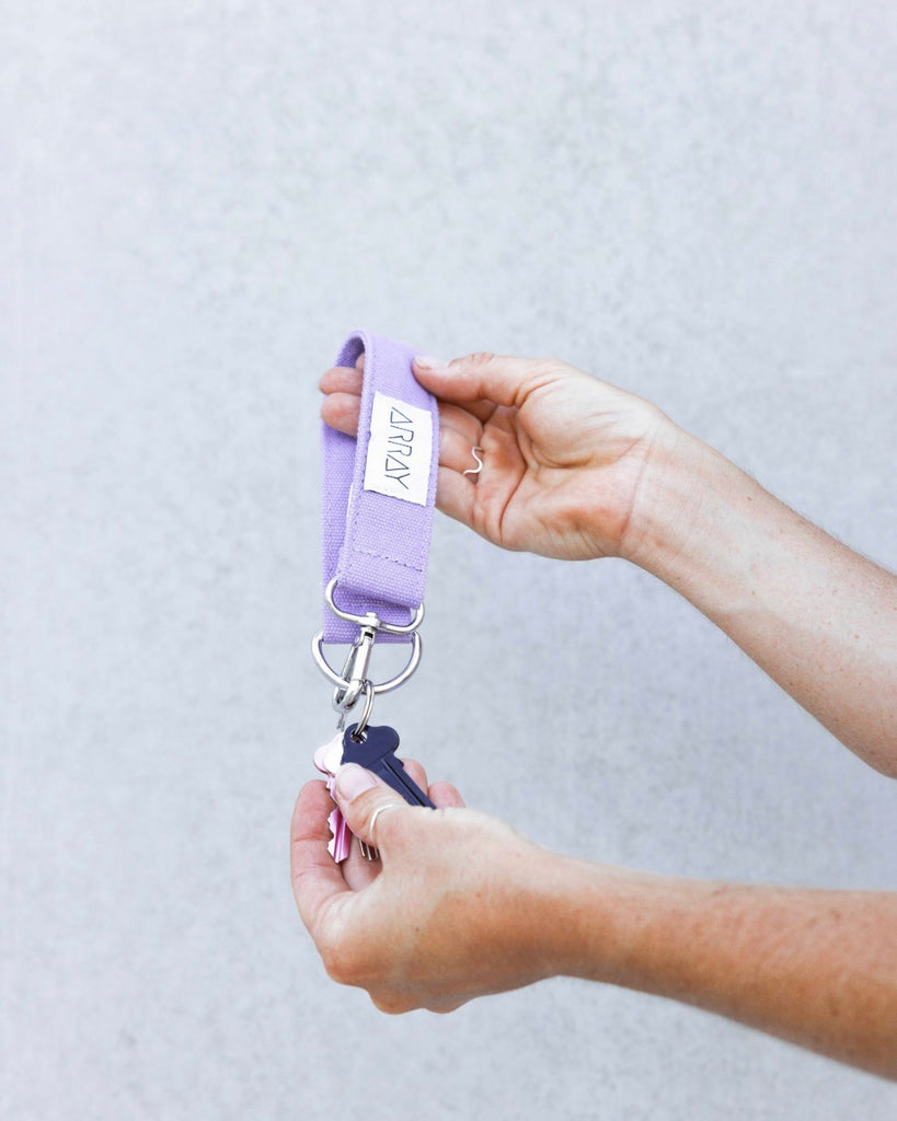 Simple, yet extremely handy keyring you didn’t know you needed. Make finding and carrying your keys easy with the ARRAY keyring.