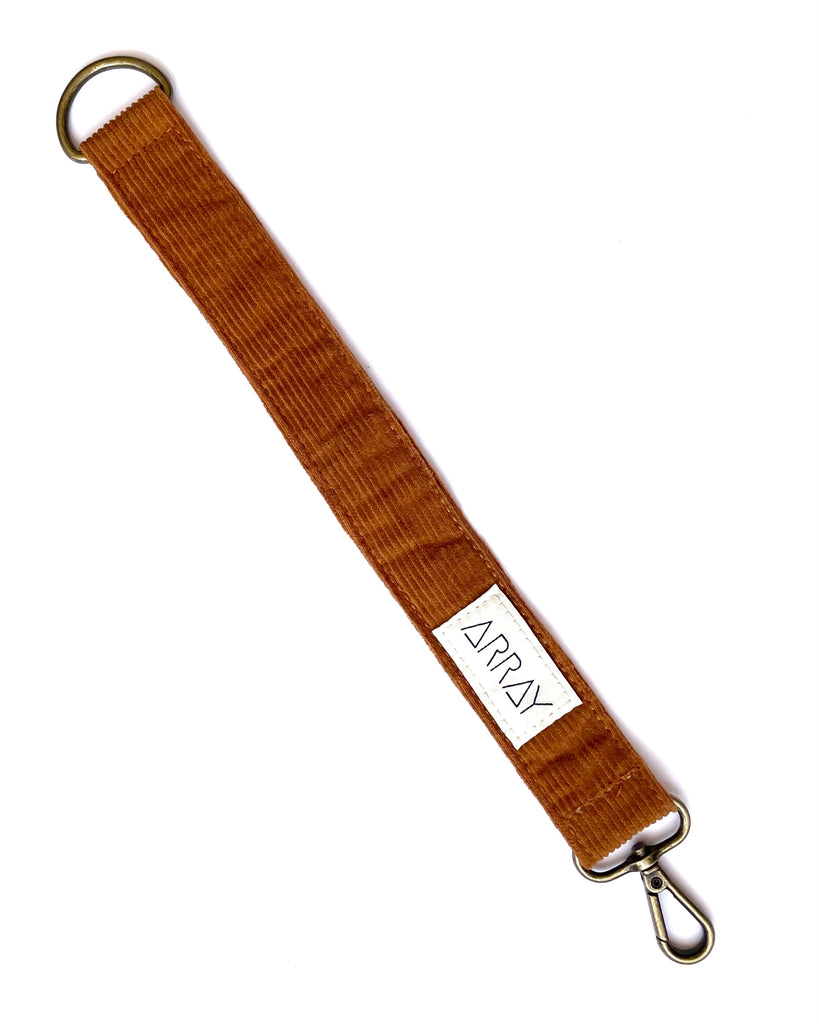 Simple, yet extremely handy keyring you didn’t know you needed. Make finding and carrying your keys easy with the ARRAY keyring.
