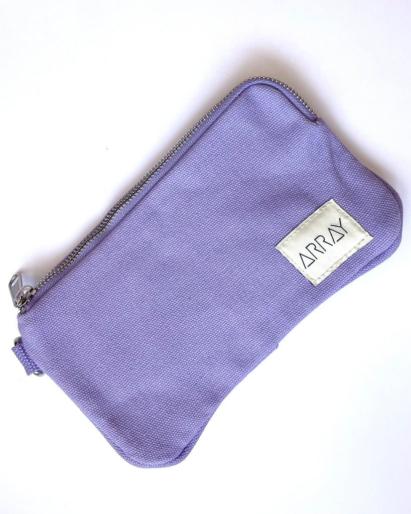 A small clutch for everyday organising. Simple and casual style, this grab-and-go clutch will help you feel a little organised.