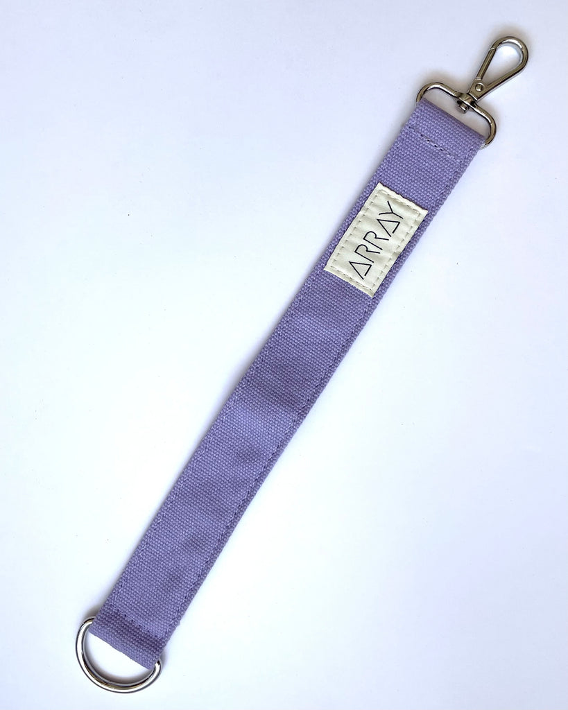 Simple, yet extremely handy keyring you didn’t know you needed. Make finding and carrying your keys easy with the ARRAY keyring.