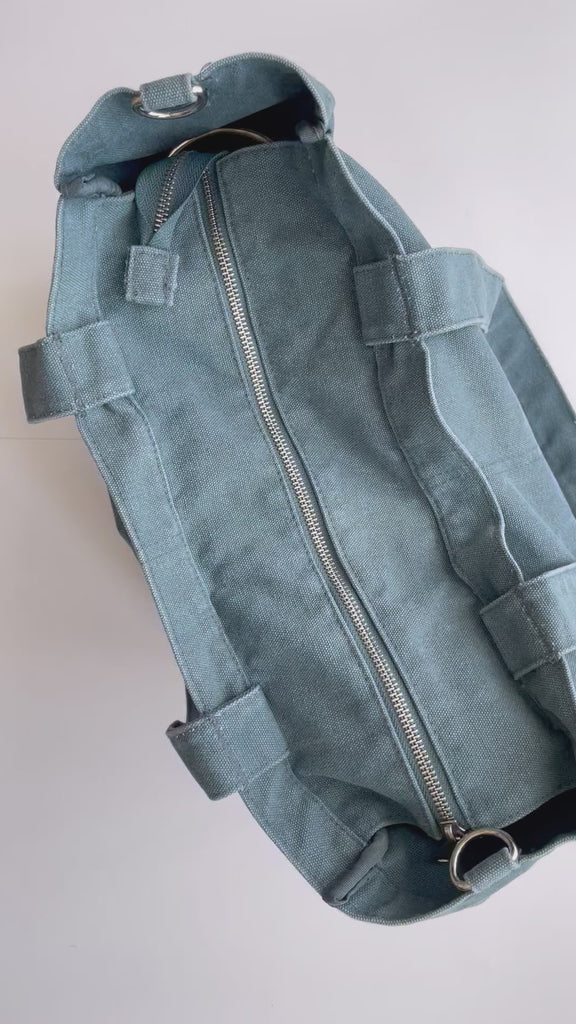Everyday Zip Top tote bag with six internal pockets, in a versatile and casual style. Organise the chaos of everyday life. From baby bag, to work bag it is an everyday essential.